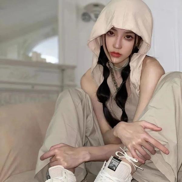 一屋两家三姓人粤语封面