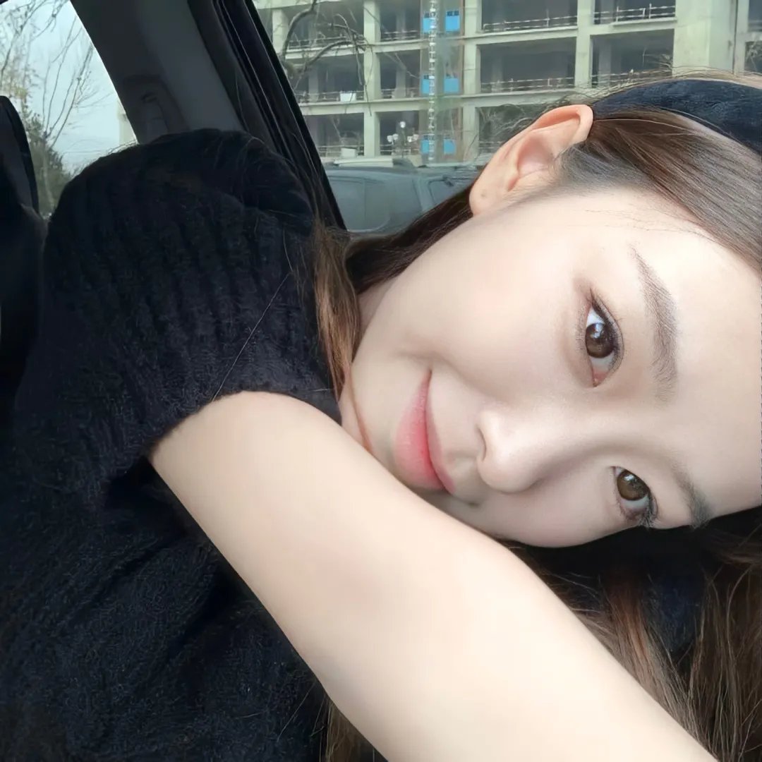 圣女小德兰封面